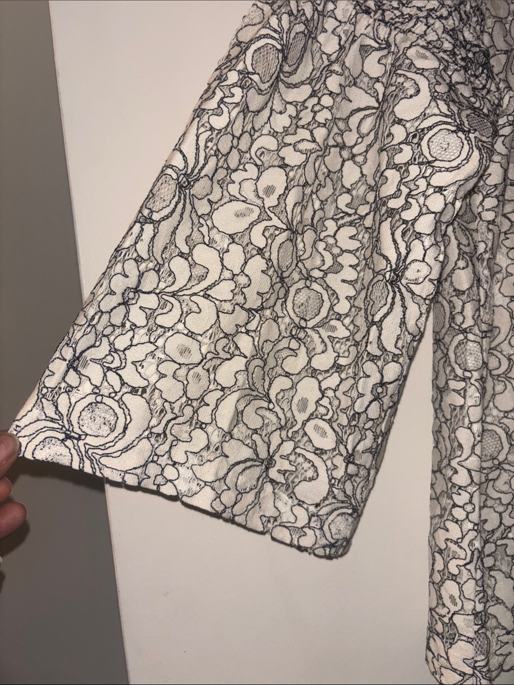 LOFT Blouse - Picture 3 of 6